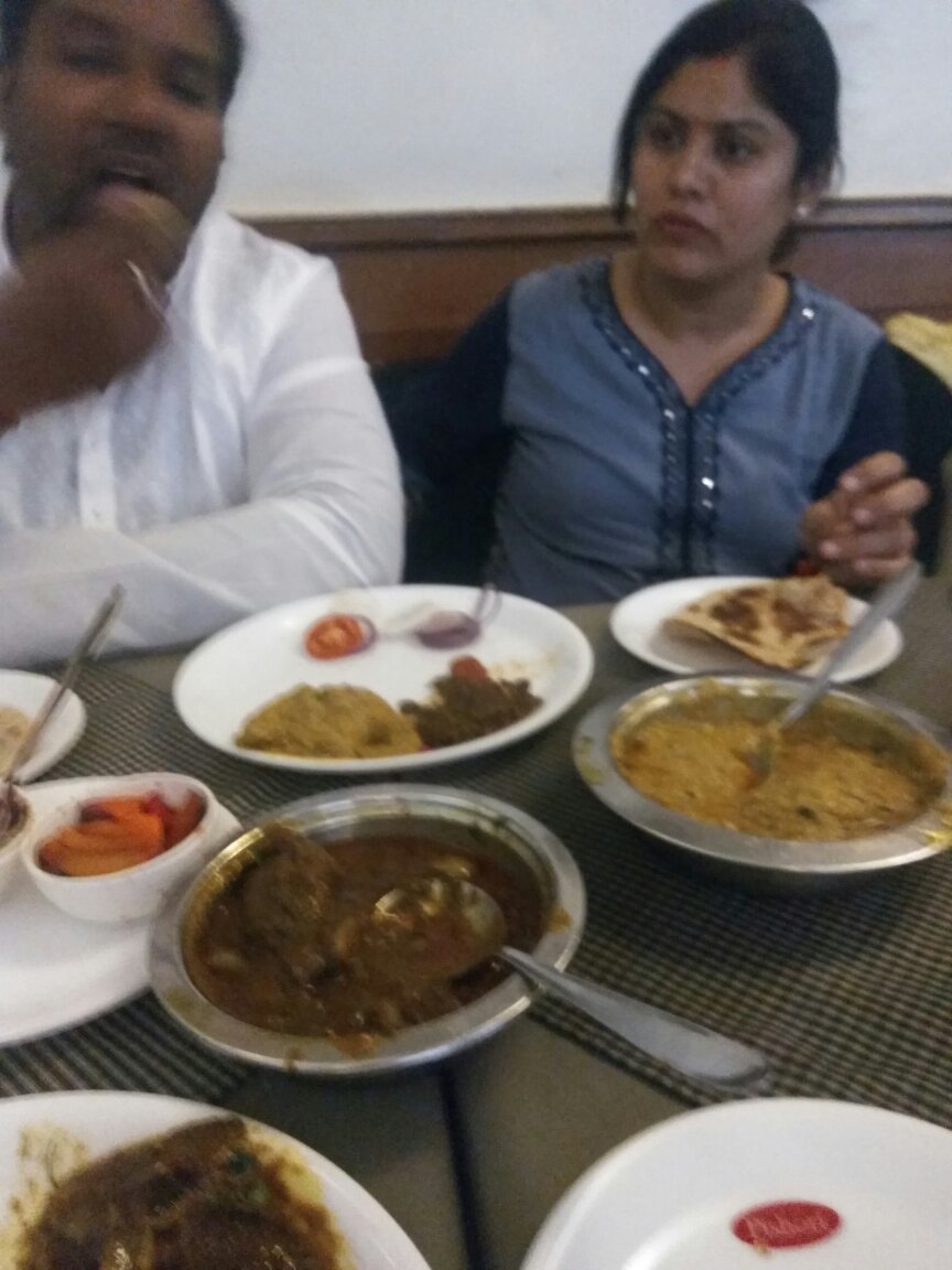 Pishori food platter